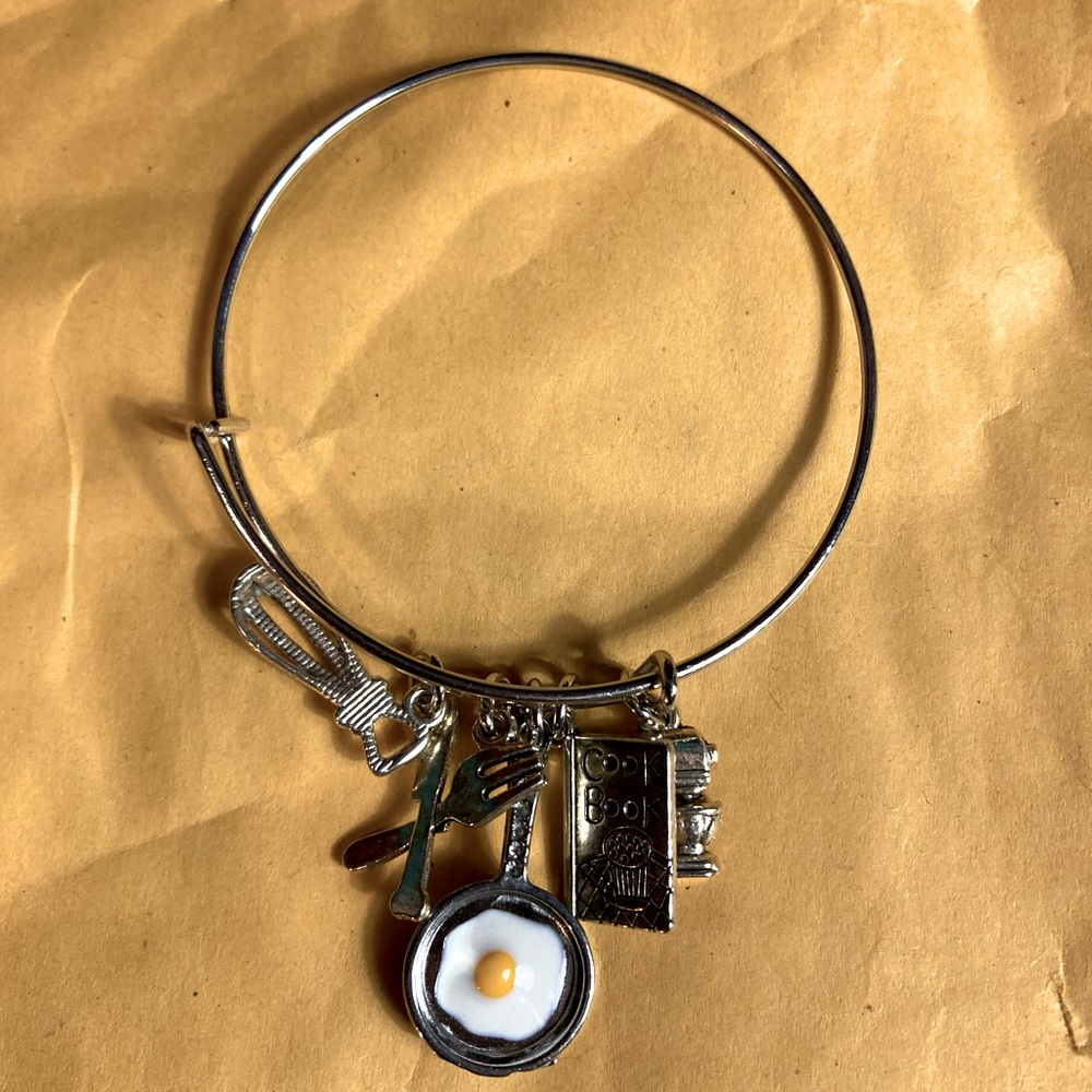 Charm Bracelet for Foodie / Chef / Professional Cool, etc!